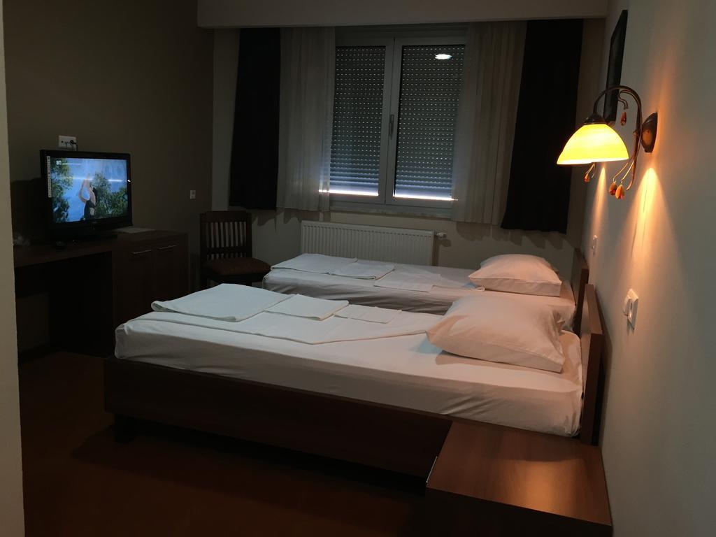 Hotel Oaza Конич Стая снимка