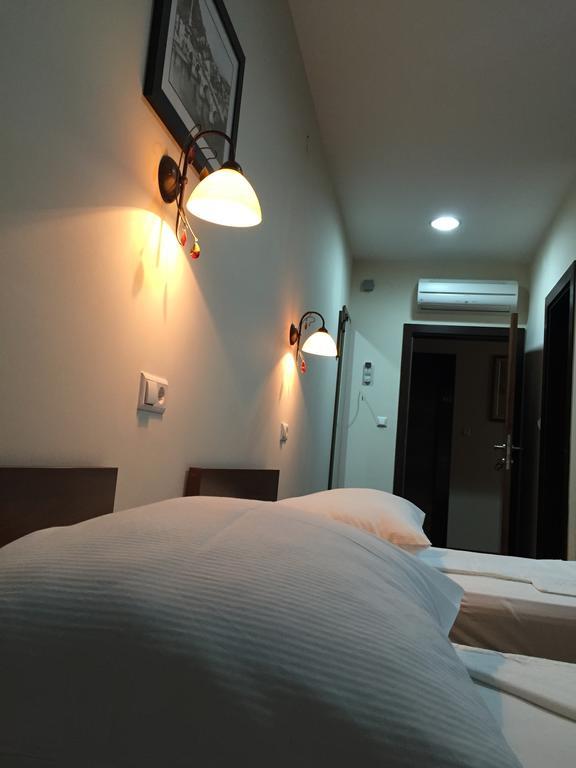 Hotel Oaza Конич Стая снимка